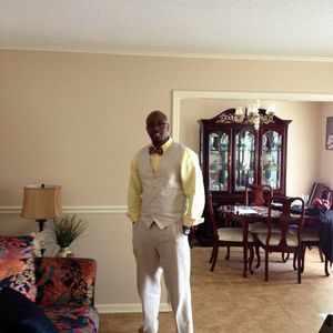 Meet your Posher, Raymond